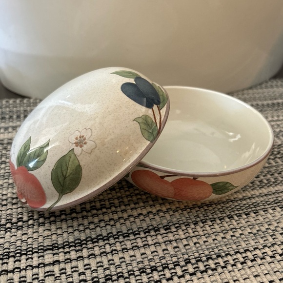 Mikasa Country Classic DC014 FRUIT PANORAME Trinket Dish, Malaysia - Picture 1 of 8